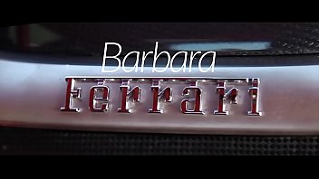 Transex Barbara Ferrari gives a preview of her body